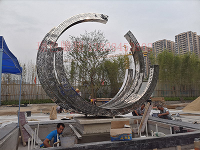 深圳?南太科技園不銹鋼雕塑(圖3)